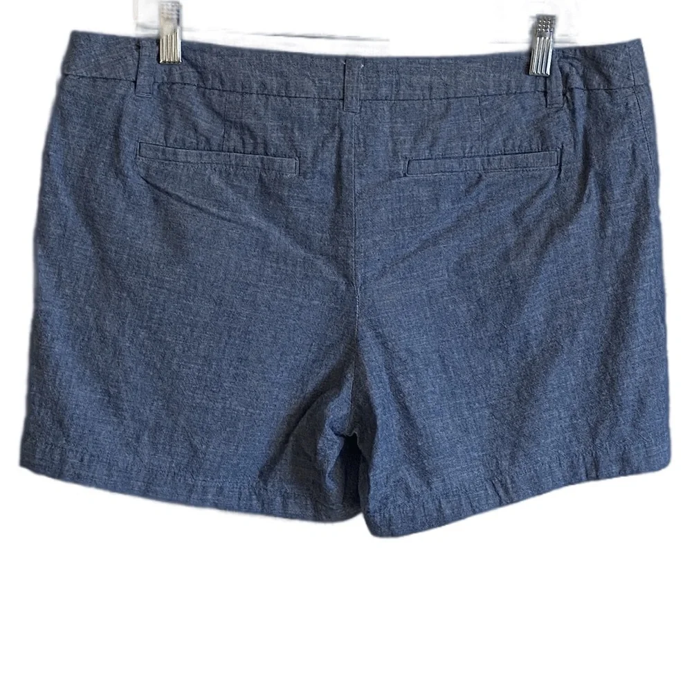 Chambray Chino Shorts Delicate Blue Denim Lightweight Cotton Womens Size 12
